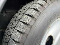 いすゞエルフ冷凍車（冷蔵車）小型（2t・3t）[写真24]