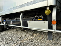 いすゞエルフ冷凍車（冷蔵車）小型（2t・3t）[写真26]