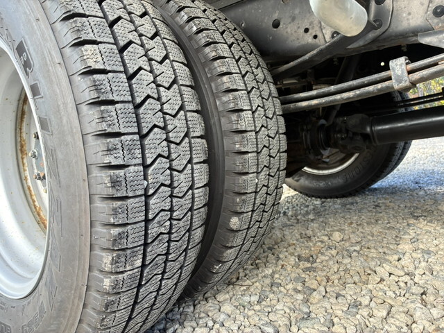 いすゞエルフ冷凍車（冷蔵車）小型（2t・3t）[写真26]