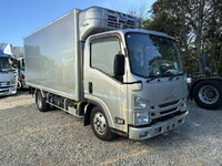 いすゞエルフ冷凍車（冷蔵車）小型（2t・3t）[写真04]