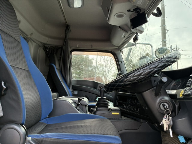 いすゞギガ冷凍車（冷蔵車）大型（10t）[写真15]