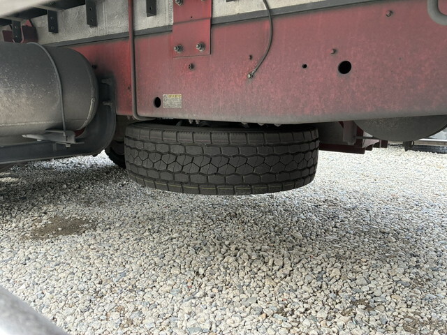 いすゞギガ冷凍車（冷蔵車）大型（10t）[写真33]