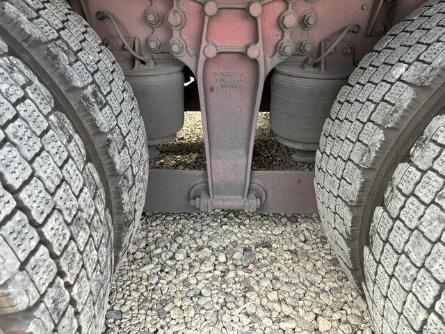 いすゞギガ冷凍車（冷蔵車）大型（10t）[写真37]