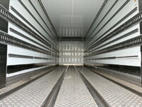 いすゞギガ冷凍車（冷蔵車）大型（10t）[写真10]