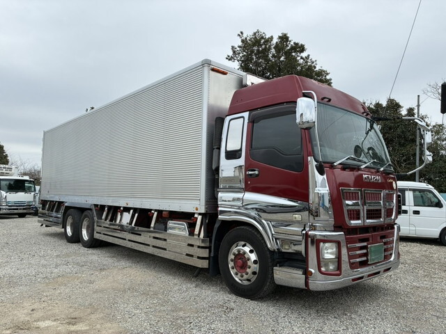 中古ギガアルミバン