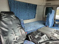 いすゞギガアルミバン大型（10t）[写真18]