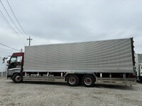 いすゞギガアルミバン大型（10t）[写真38]