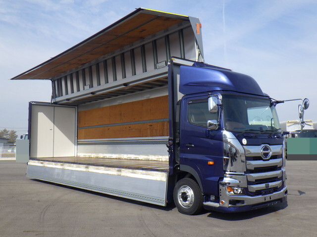 日野プロフィアアルミウイング大型（10t）[写真10]