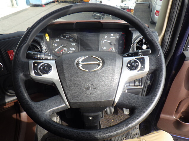 日野プロフィアアルミウイング大型（10t）[写真28]