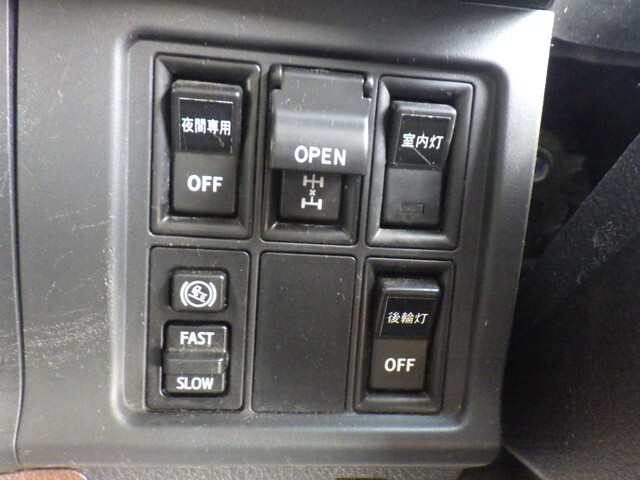 日野プロフィアアルミウイング大型（10t）[写真32]