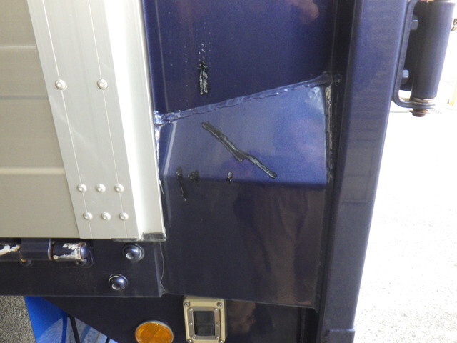 日野プロフィアアルミウイング大型（10t）[写真37]