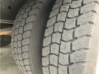 いすゞエルフ冷凍車（冷蔵車）小型（2t・3t）[写真25]