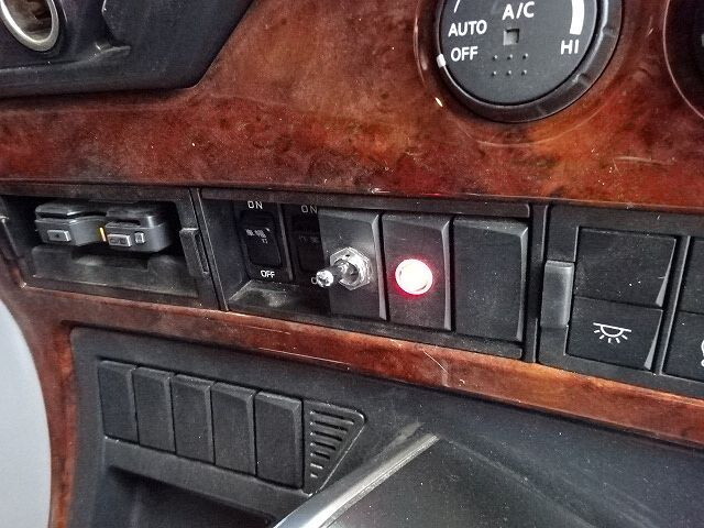 日産クオンセルフローダー大型（10t）[写真16]