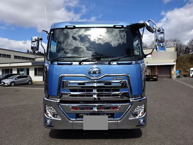 日産クオンセルフローダー大型（10t）[写真05]