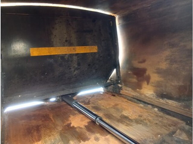 日野デュトロパッカー車（塵芥車）小型（2t・3t）[写真12]