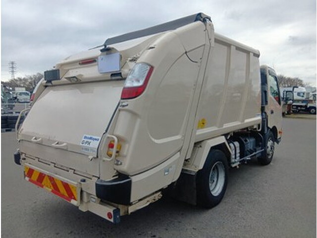 日野デュトロパッカー車（塵芥車）小型（2t・3t）[写真04]