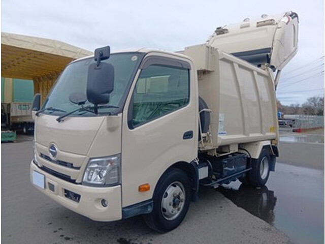 日野デュトロパッカー車（塵芥車）小型（2t・3t）[写真08]