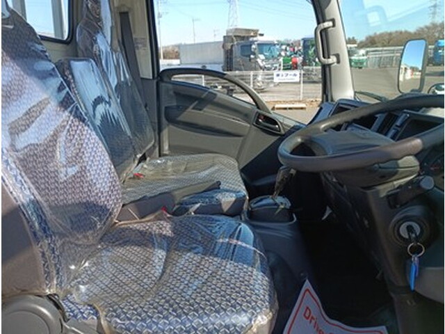 いすゞエルフ平ボディ小型（2t・3t）[写真20]