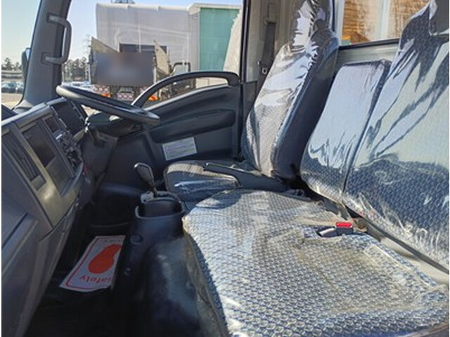 いすゞエルフ平ボディ小型（2t・3t）[写真21]