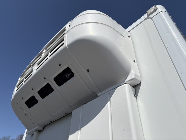 日野レンジャー冷凍車（冷蔵車）中型（4t）[写真10]