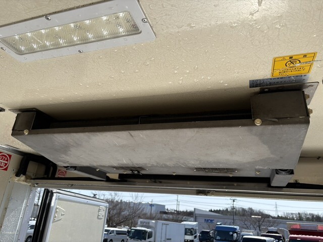 日野レンジャー冷凍車（冷蔵車）中型（4t）[写真19]