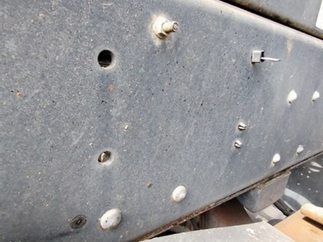 いすゞギガダンプ大型（10t）[写真12]