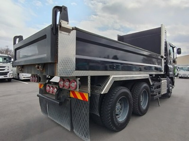 いすゞギガダンプ大型（10t）[写真06]