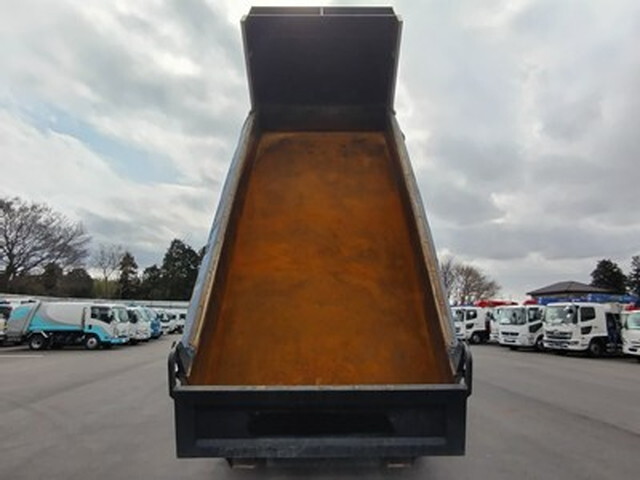 いすゞギガダンプ大型（10t）[写真08]