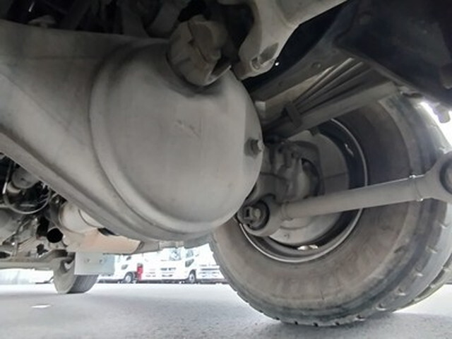 いすゞギガダンプ大型（10t）[写真15]