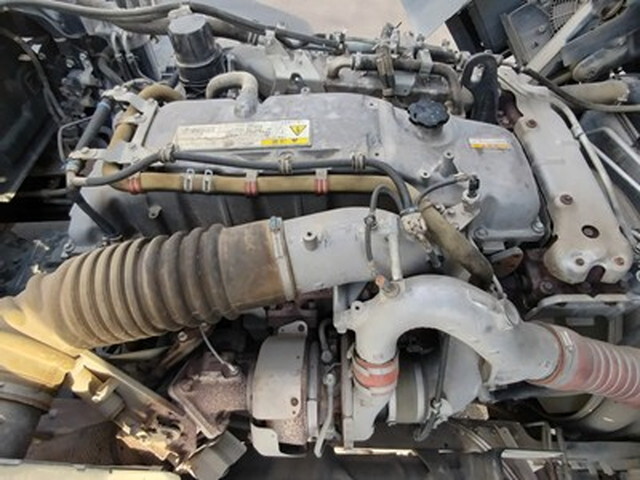 いすゞギガダンプ大型（10t）[写真21]