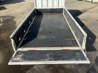 三菱ふそうキャンター平ボディ小型（2t・3t）[写真10]