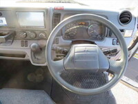 三菱ふそうキャンターセーフティローダー小型（2t・3t）[写真32]