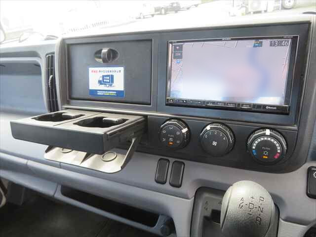 三菱ふそうキャンターセーフティローダー小型（2t・3t）[写真36]