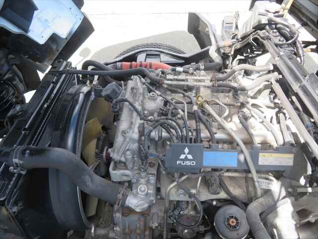 三菱ふそうキャンターセーフティローダー小型（2t・3t）[写真09]