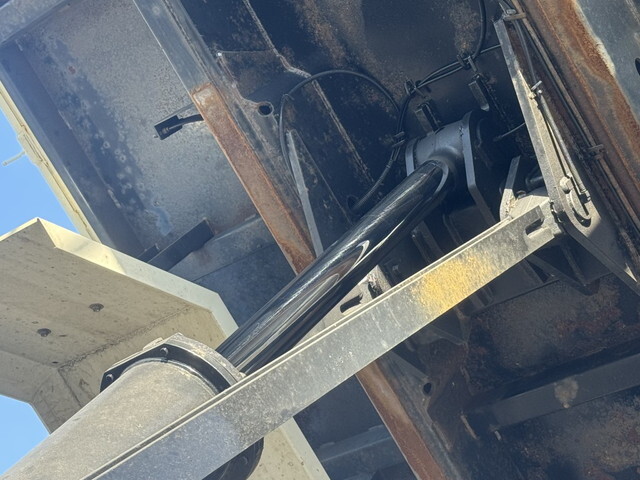 三菱ふそうスーパーグレート深ダンプ（土砂禁ダンプ）大型（10t）[写真20]