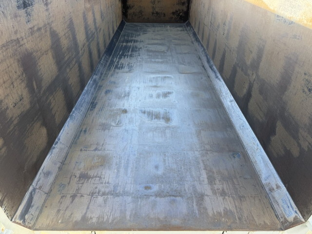 三菱ふそうスーパーグレート深ダンプ（土砂禁ダンプ）大型（10t）[写真24]