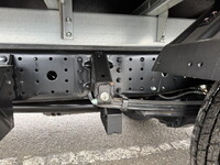 三菱ふそうキャンターアルミバン小型（2t・3t）[写真28]