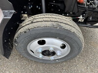 三菱ふそうキャンターアルミバン小型（2t・3t）[写真33]