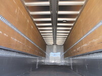 いすゞギガアルミウイング大型（10t）[写真07]