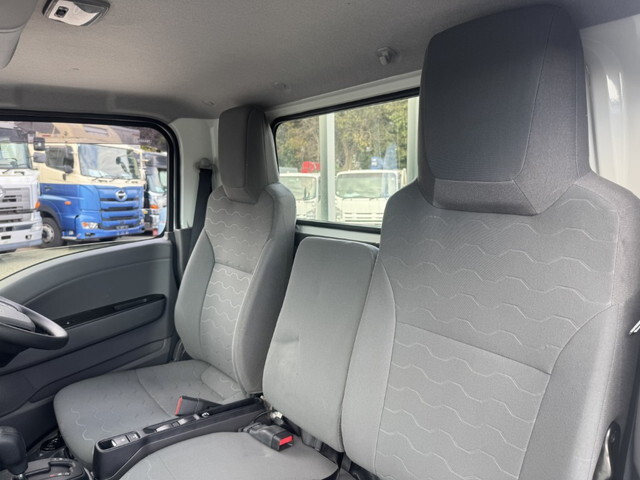 いすゞエルフ平ボディ小型（2t・3t）[写真27]