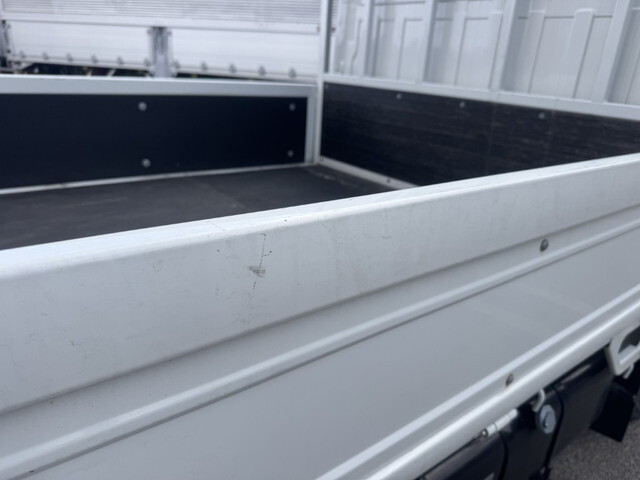 いすゞエルフ平ボディ小型（2t・3t）[写真39]