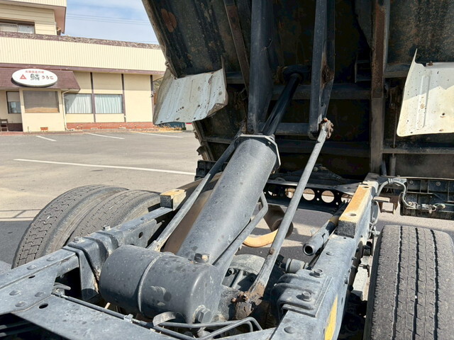 いすゞエルフダンプ小型（2t・3t）[写真18]