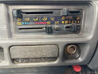 いすゞエルフダンプ小型（2t・3t）[写真33]