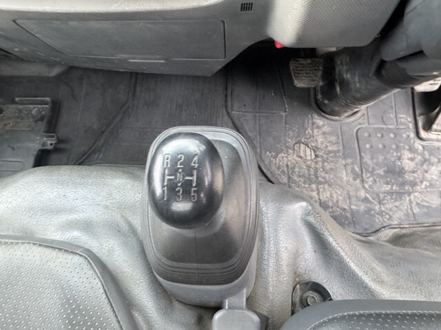 いすゞエルフダンプ小型（2t・3t）[写真15]