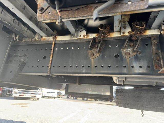 日野プロフィアアルミウイング大型（10t）[写真17]