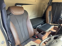 日野プロフィアアルミウイング大型（10t）[写真29]