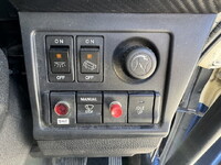 日野プロフィアアルミウイング大型（10t）[写真30]