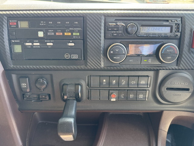 日野プロフィアアルミウイング大型（10t）[写真33]