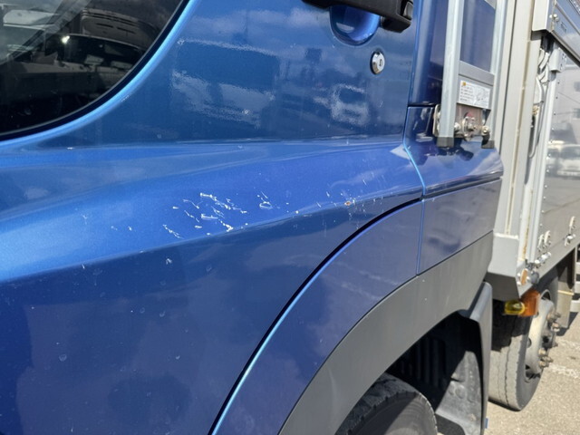 日野プロフィアアルミウイング大型（10t）[写真39]