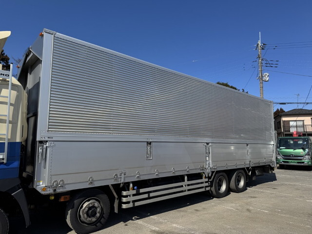 日野プロフィアアルミウイング大型（10t）[写真06]